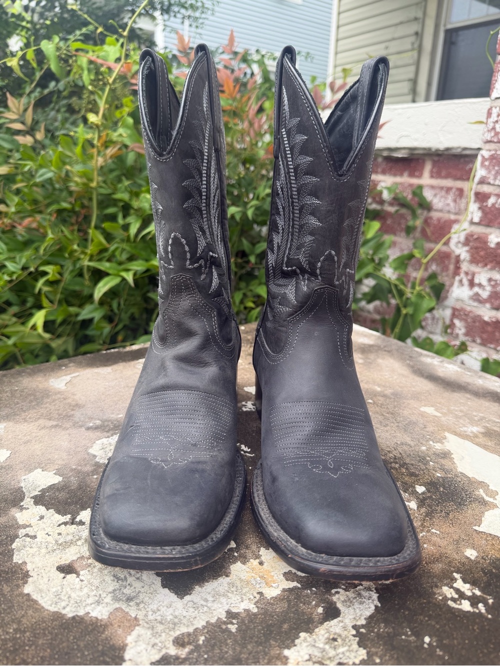 JB DILLON Reserve Black Leather Square Toe Cowboy Boots Sz 7.5B Gray Embroidery - Picture 3 of 16
